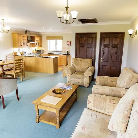 Porth Veor Manor & New Quay